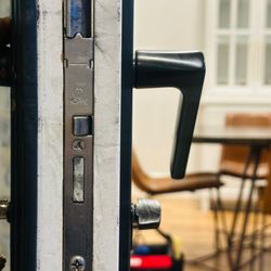 DLS Locksmith
