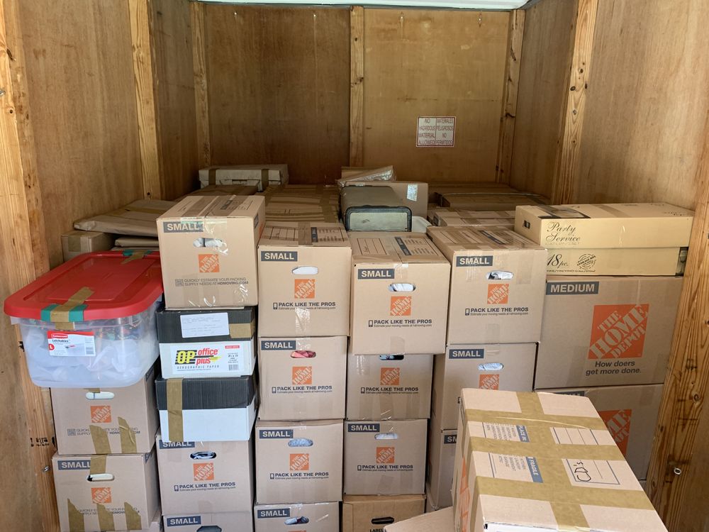 College Moving Nerds