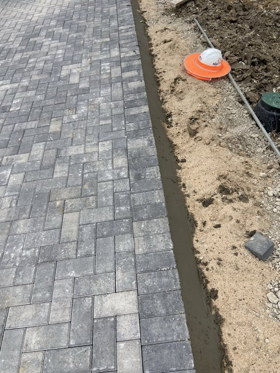 Reyes J Rcontruction