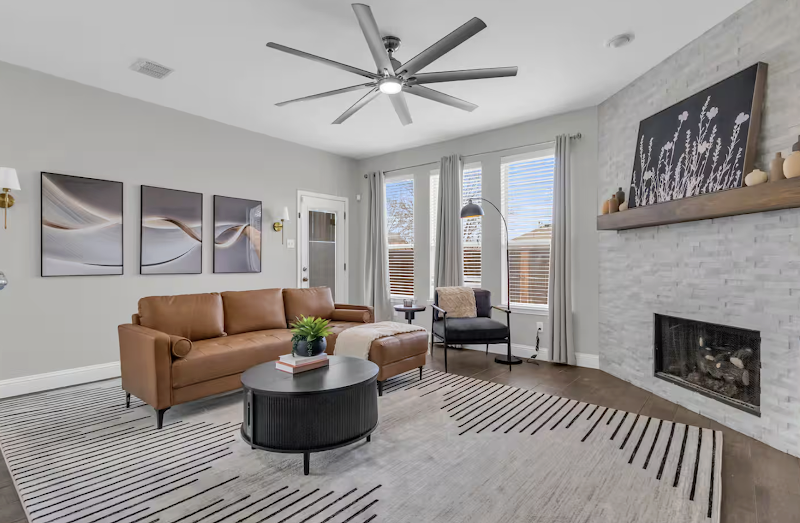 The Decorative Touch LLC