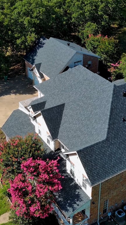MacDonald Roofing & Remodeling