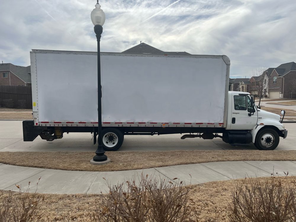 Out Of The Box Moving and Delivery