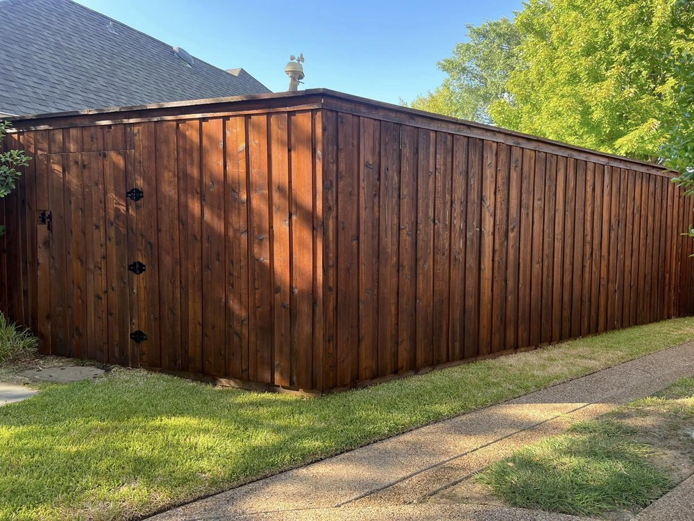 Golden Eagle Fence and Stain