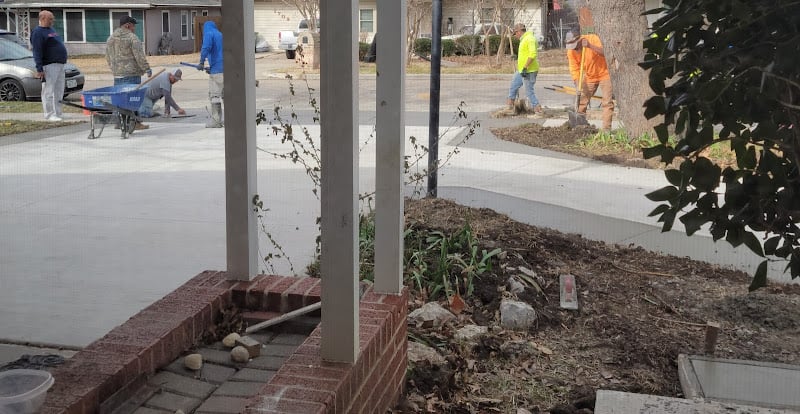 The Concrete Paving Pros
