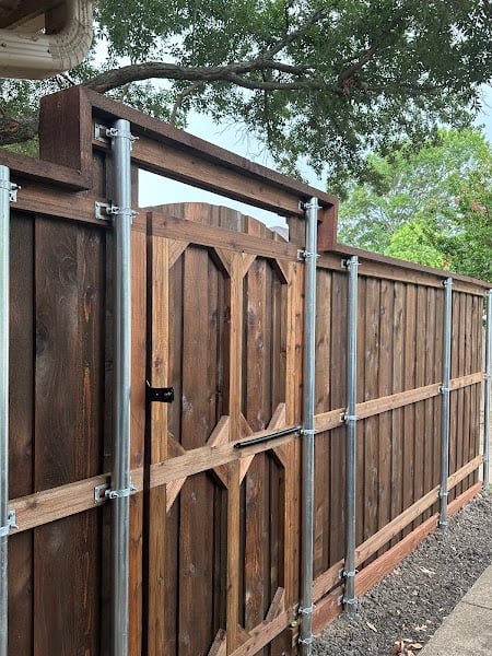 Better Built Fence & Outdoor Living