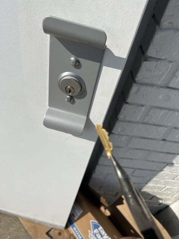 Ed’s Locksmith Services