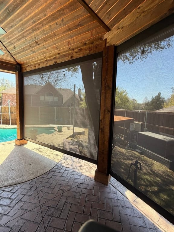 Bumble Bee Blinds of Rockwall