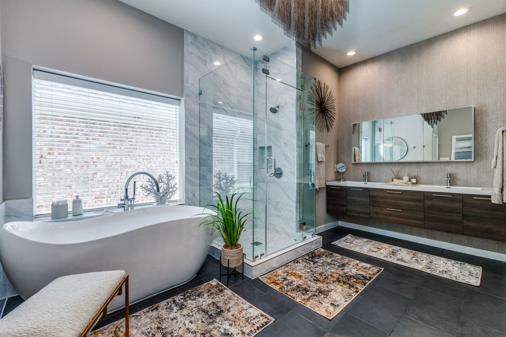 SPRUCED - Decorating Den Interiors