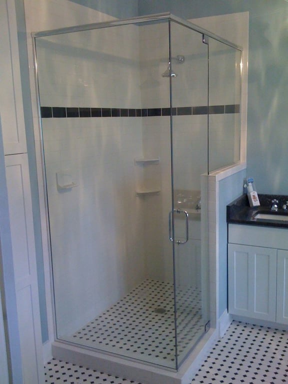 Oak Cliff Mirror & Glass