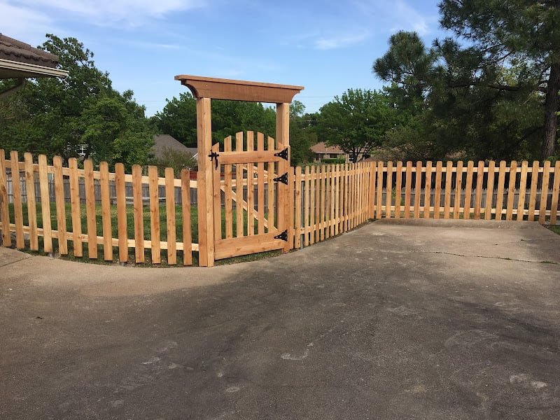 Brown's Fence & Repair, Inc.