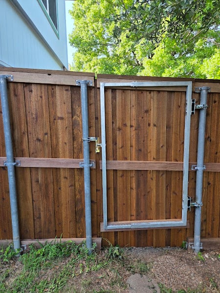 Lowery Fence & Patio