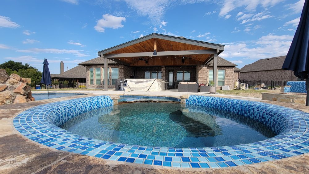 Graves Pools and Outdoor Living