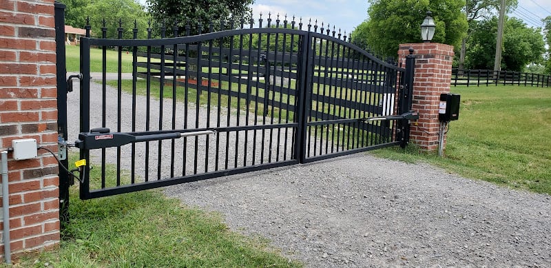 Everlast Gates & Fence