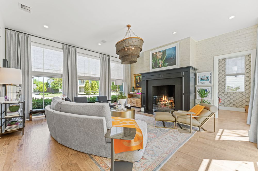 Living Modern Furnishings & Design