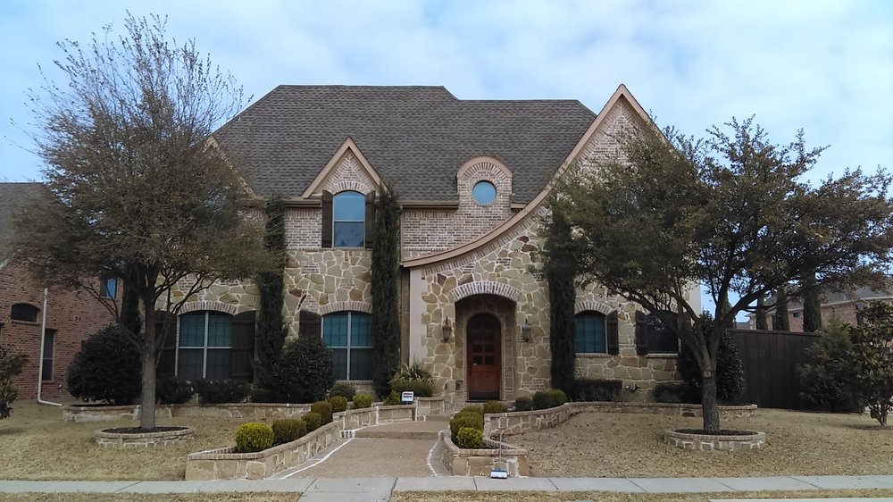 Reveles Roofing