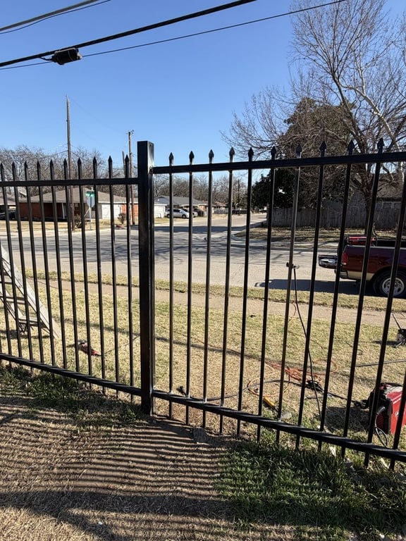 Gios Fence & Gate