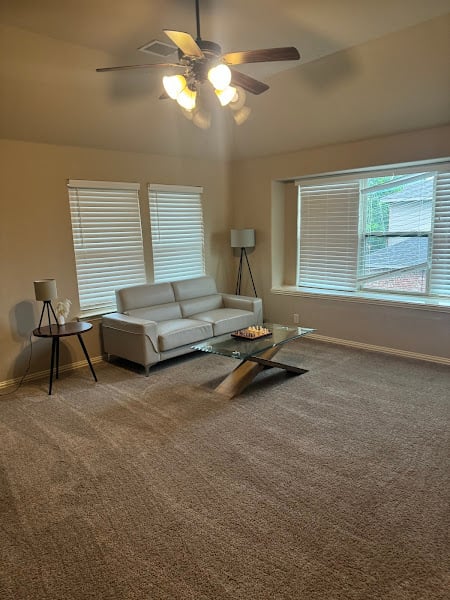 DAY CLEANING SERVICES LLC