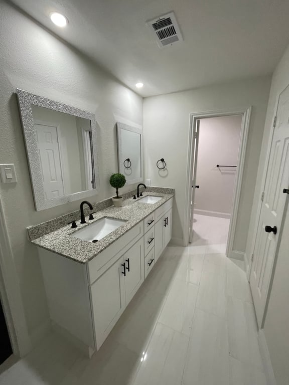 ONR RENOVATIONS LLC