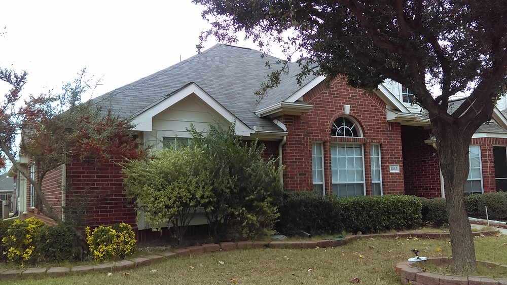 Reveles Roofing