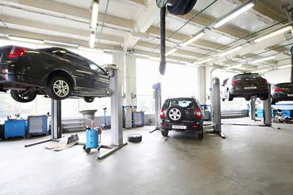 Strandes Garage