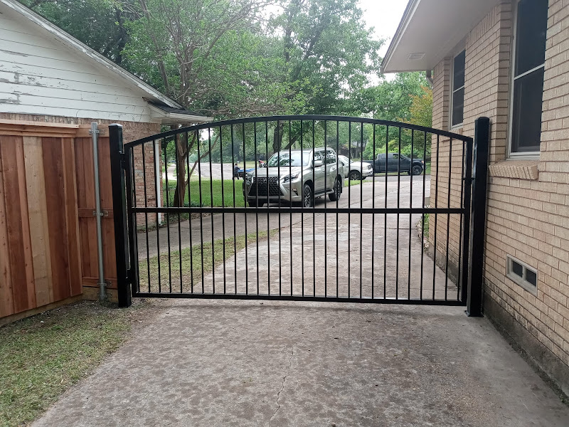AGM Fences - Fence Contractor | Fencing