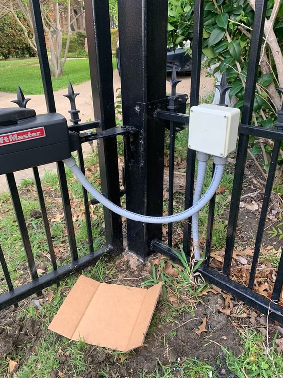 Everlast Gates & Fence