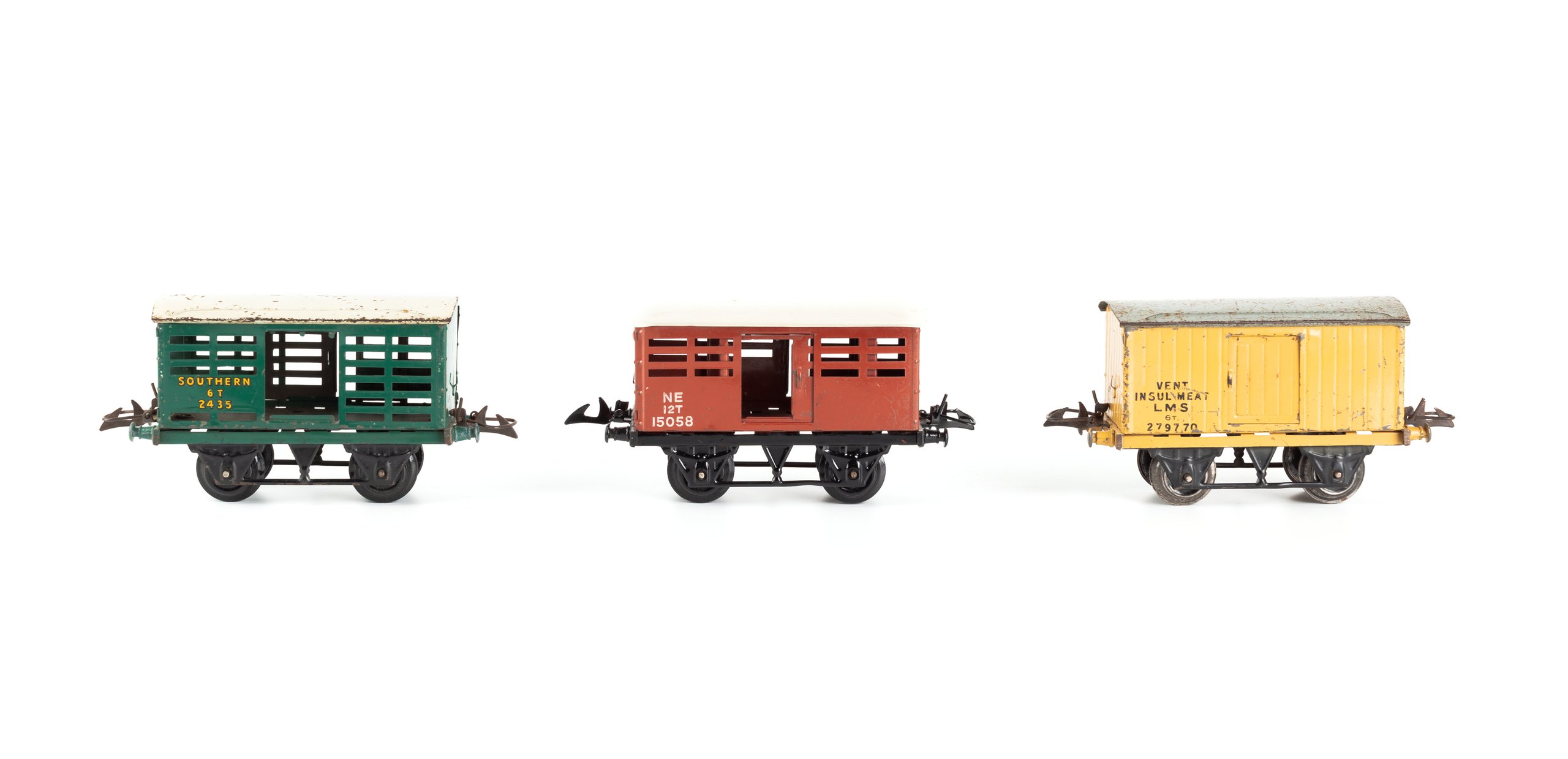 Hornby railway carriages and wagons by Meccano