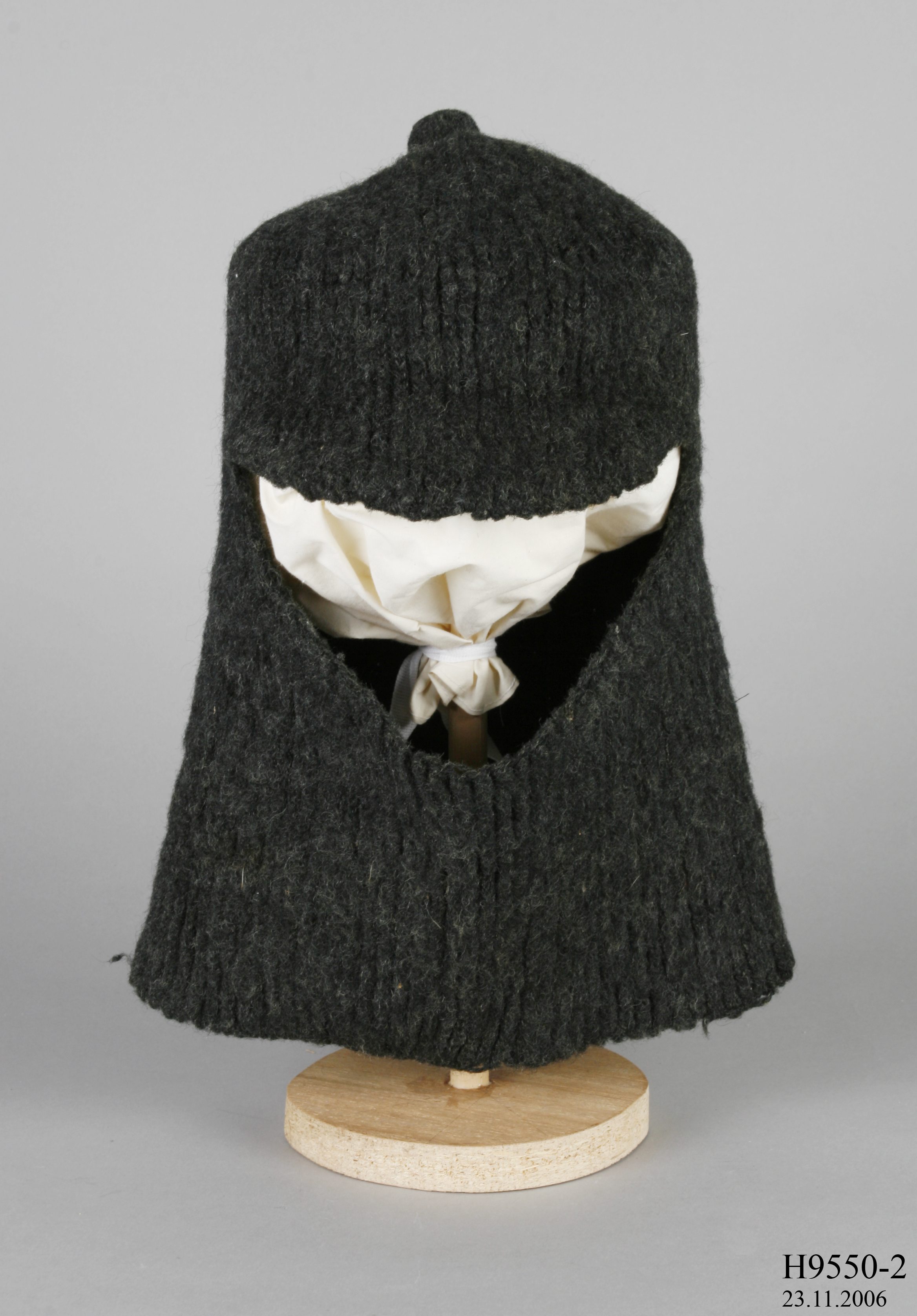 Men's balaclava worn by Morton Henry Moyes