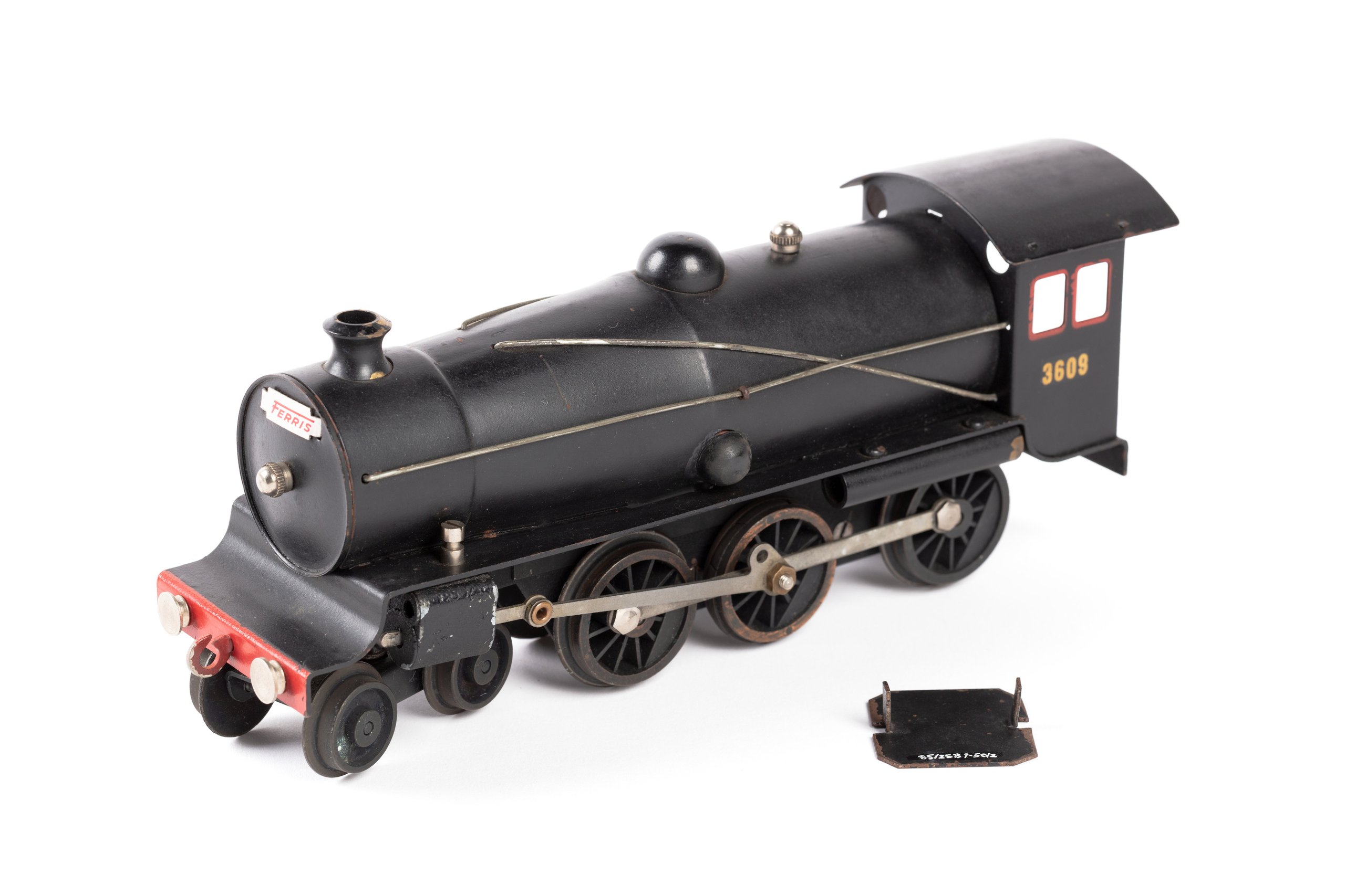 Ferris NSWGR 36-class '3609' toy steam locomotive
