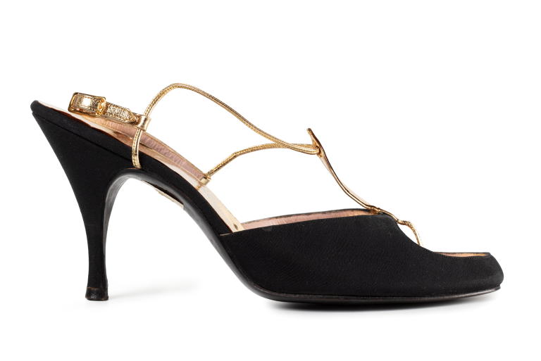 Saks hot sale womens shoes