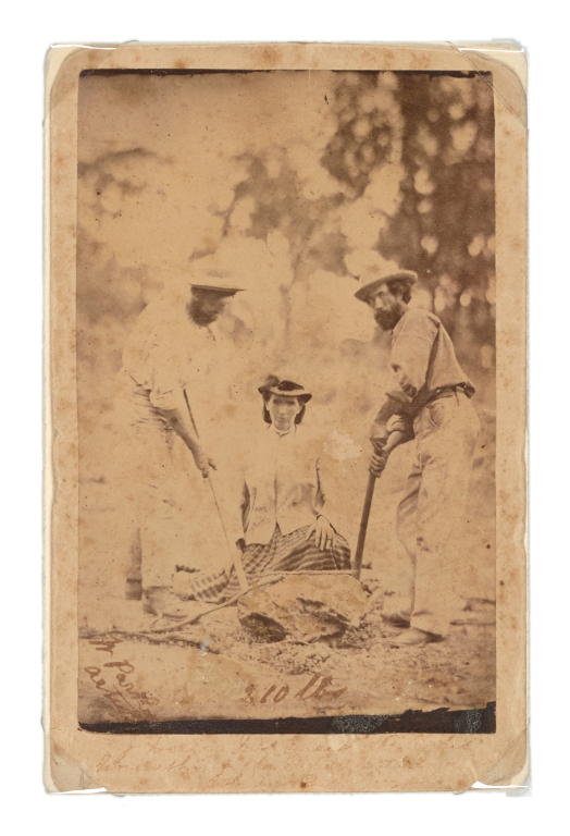 Carte de visite photograph of gold miners with nugget