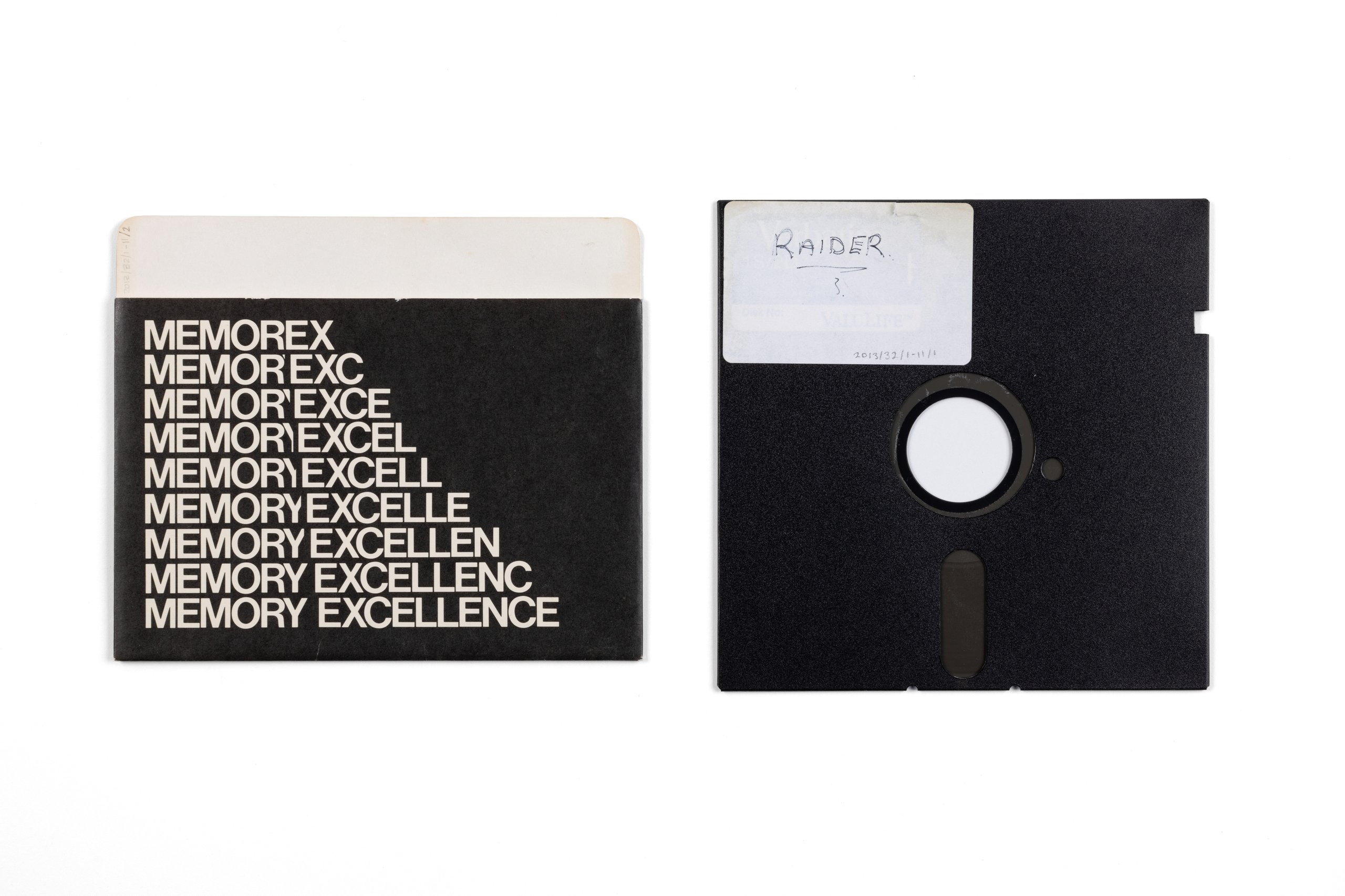 コンピュータ・IT ApplePacificMarketDevelopmentProduction Powerhouse Collection - Computer system including Apple IIc