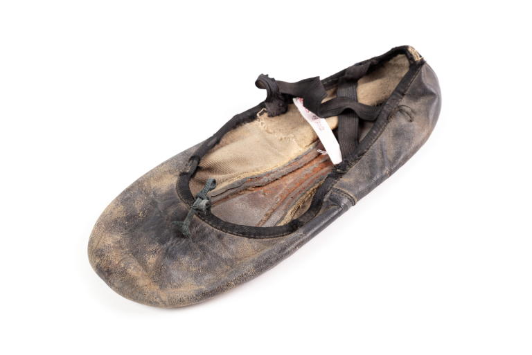 Rudolf pointe shoes deals