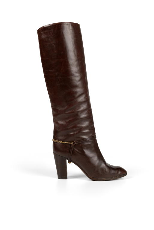 Pair of womens boots by Papoucci