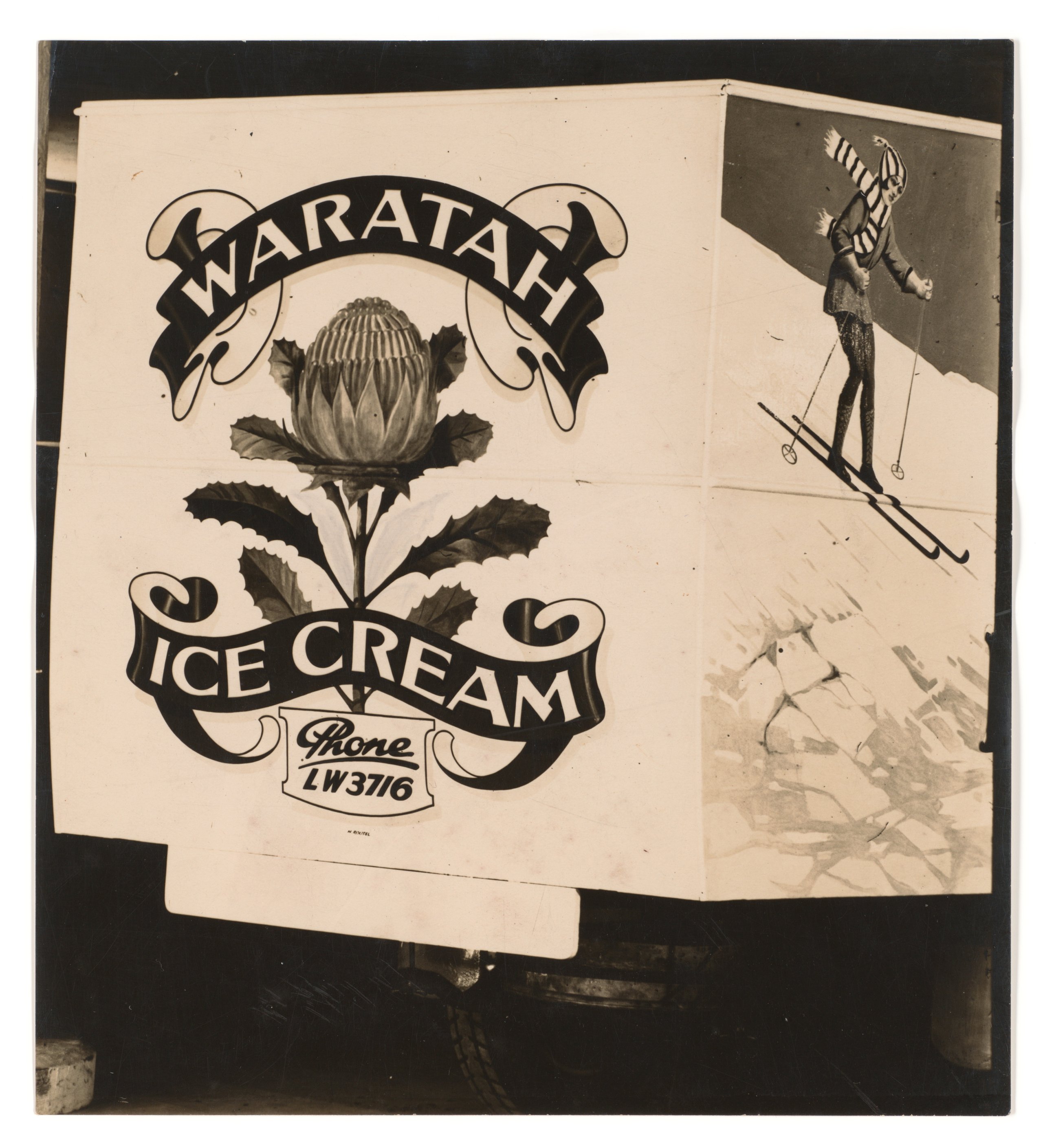 Photograph of Waratah Ice Cream delivery van signwriting by Rousel Studios