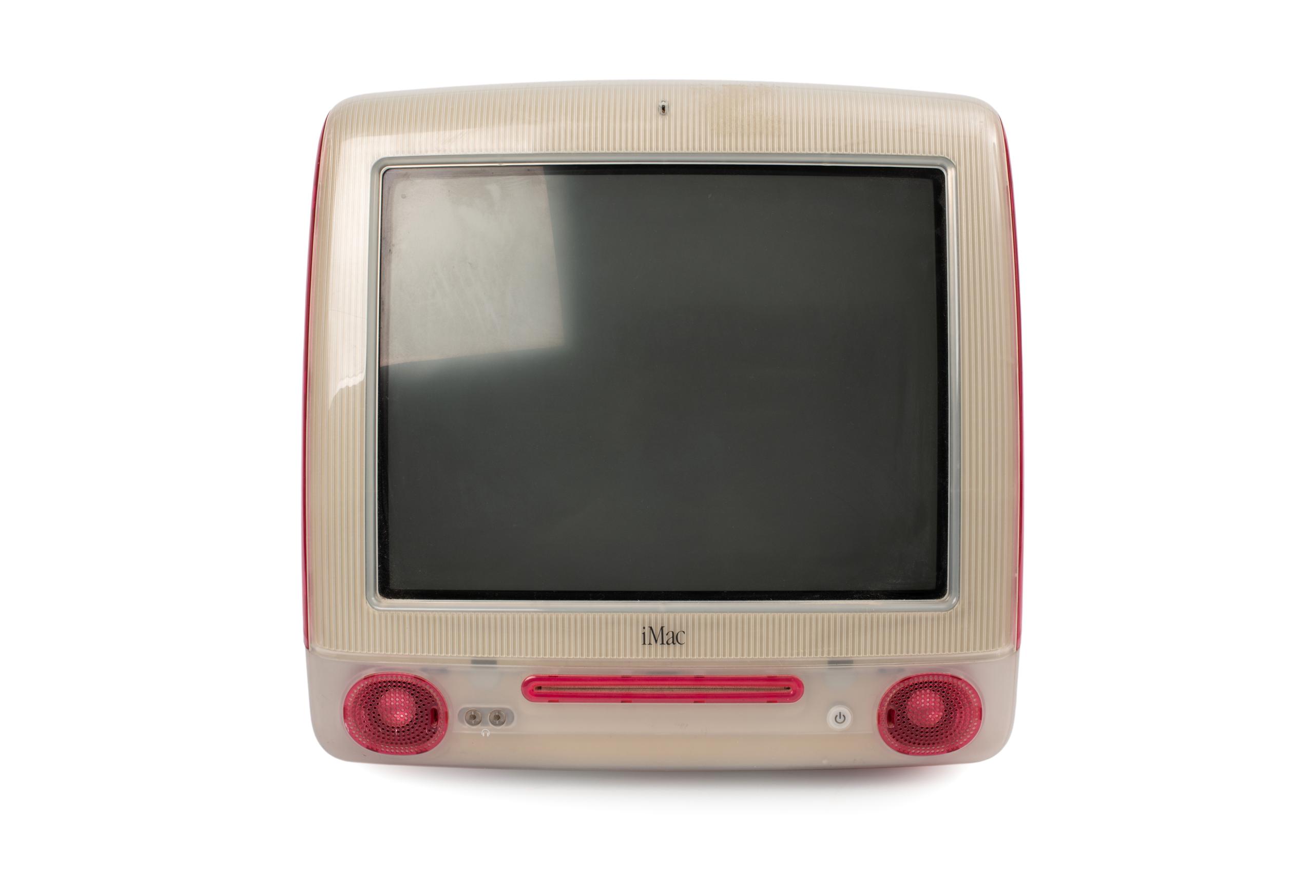 iMac G3 動作品 Apple's iMac G3 Made Entirely Of Lego Comes In The Spotlight, But