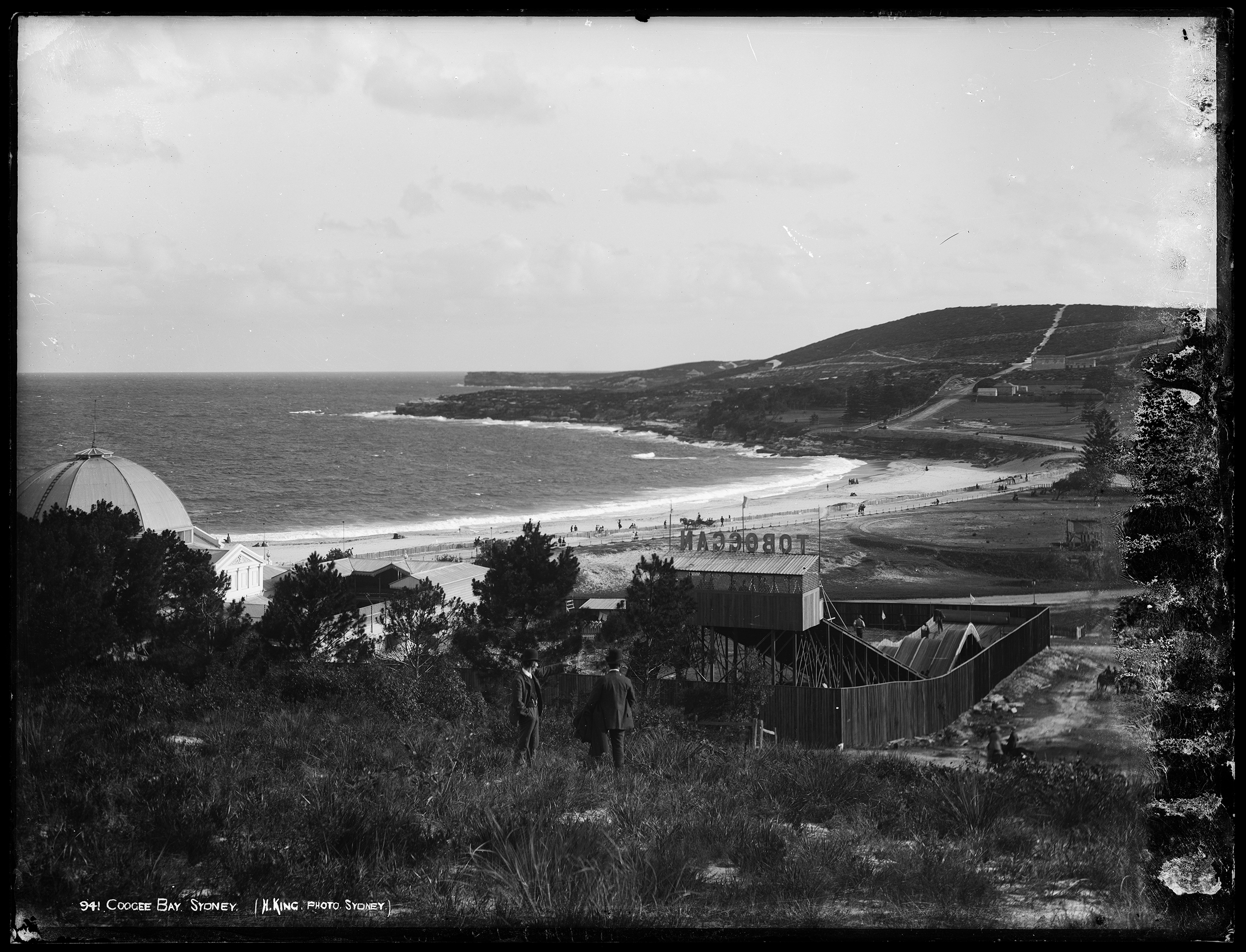 Glass plate negative of Coogee Bay photographed by Henry King