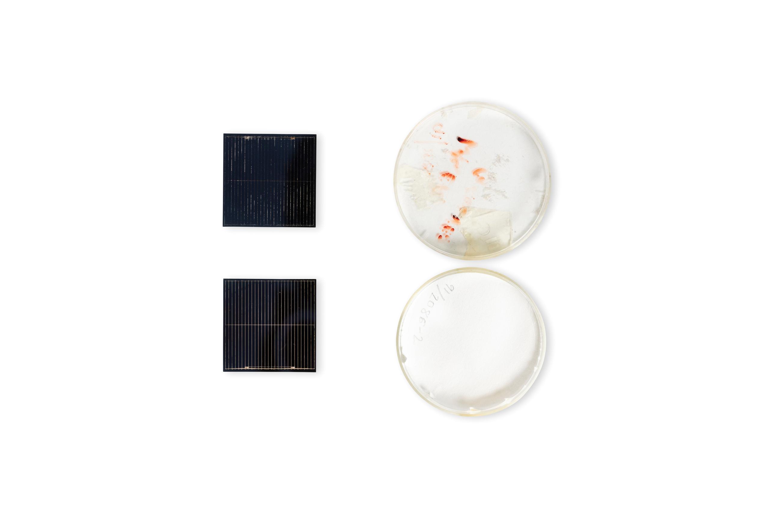 Monocrystalline laser-grooved solar cells