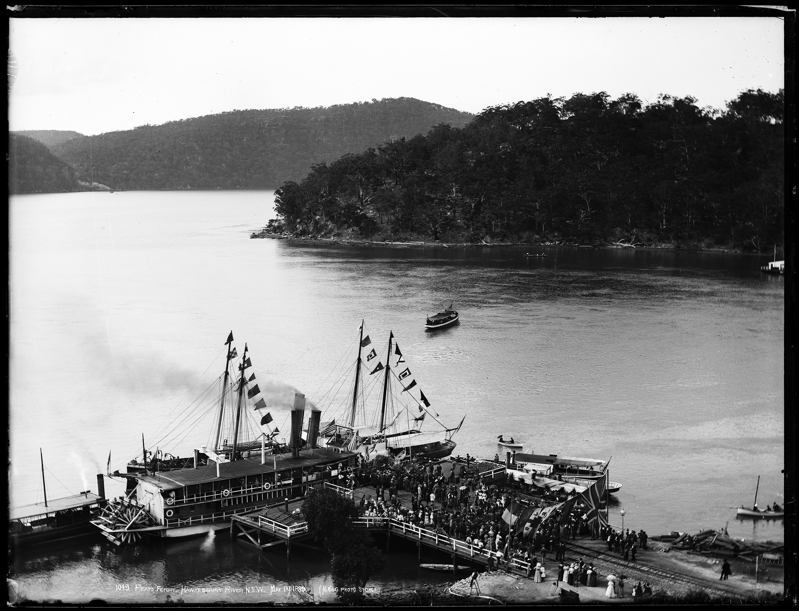 Paddle steamer 'General Gordon' on Hawkesbury River, NSW, during opening of the Hawkesbury River railway bridge, 1889
