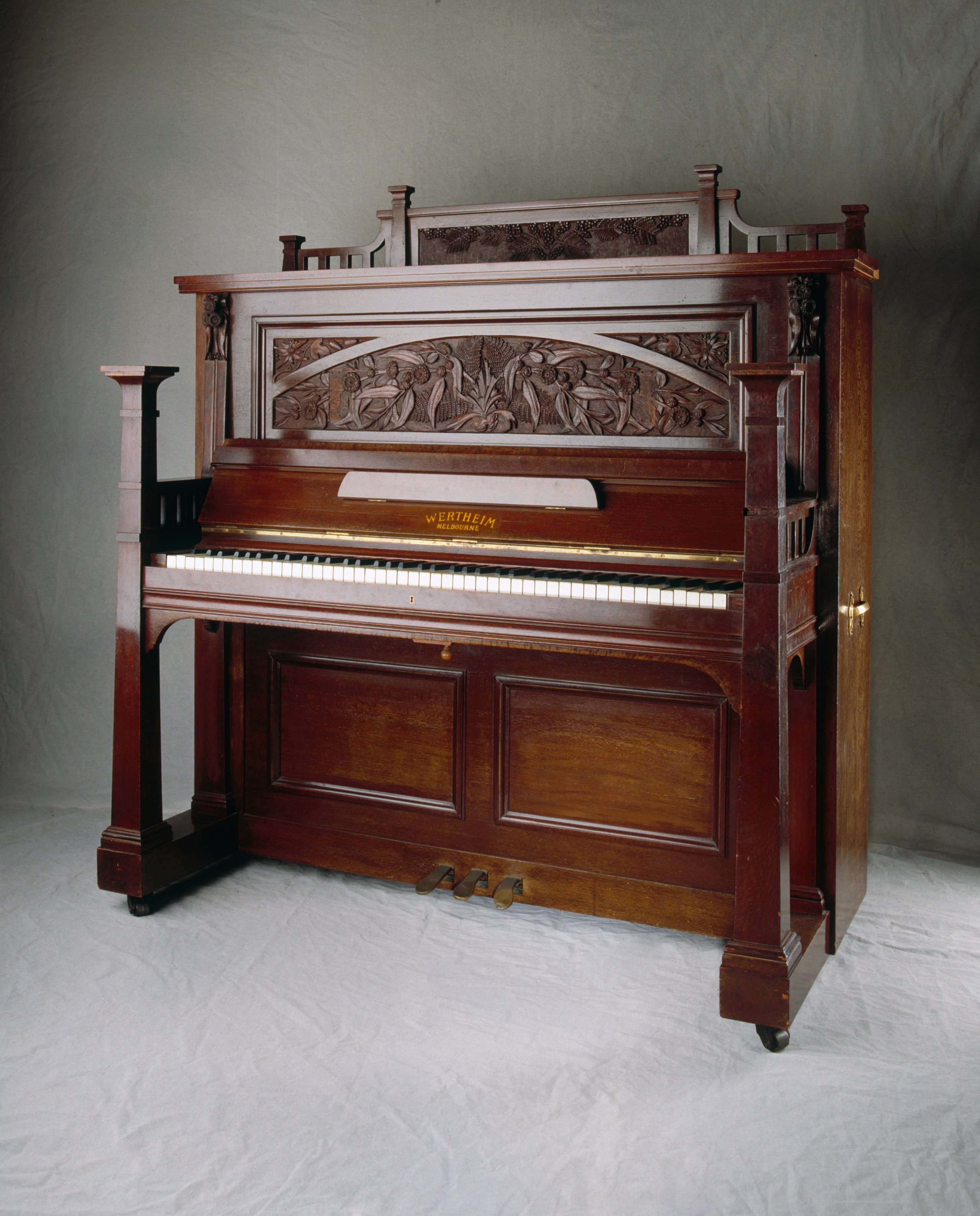 Upright Upright pianoforte made by Wertheim