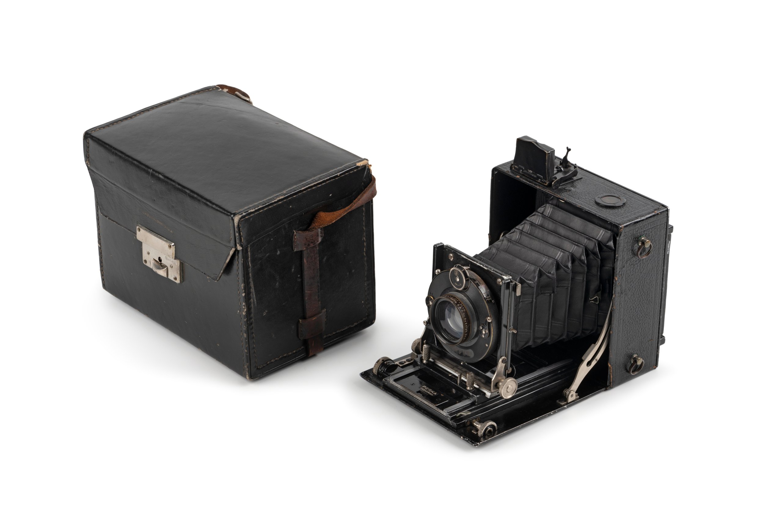 Linhof Satzplasmat camera and accessories