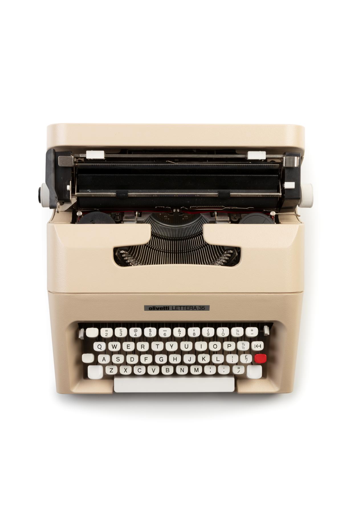 Powerhouse Collection - Olivetti Lettera 35 portable typewriter
