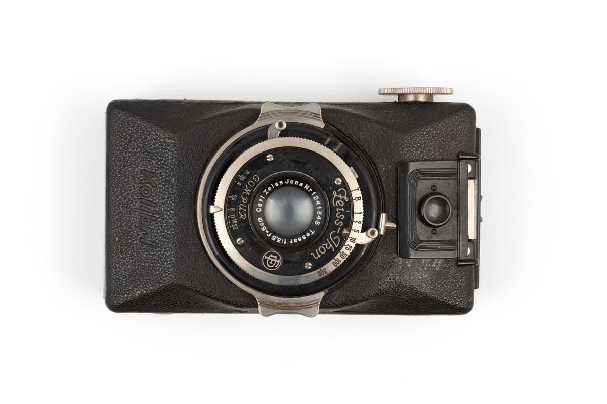 Powerhouse Collection - A Kolibri pocket camera made by Zeiss Ikon