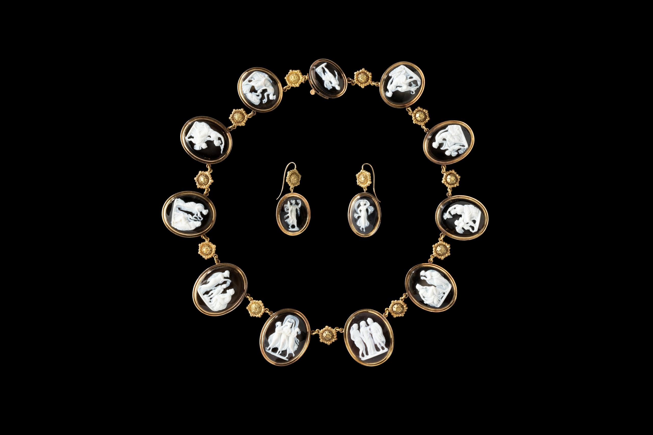 Powerhouse Collection - Onyx cameo demi-parure, c. 1820