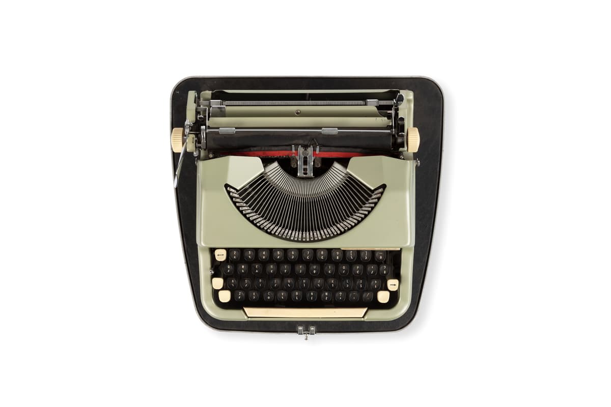 Powerhouse Collection - 'Imperial' typewriter and accessories