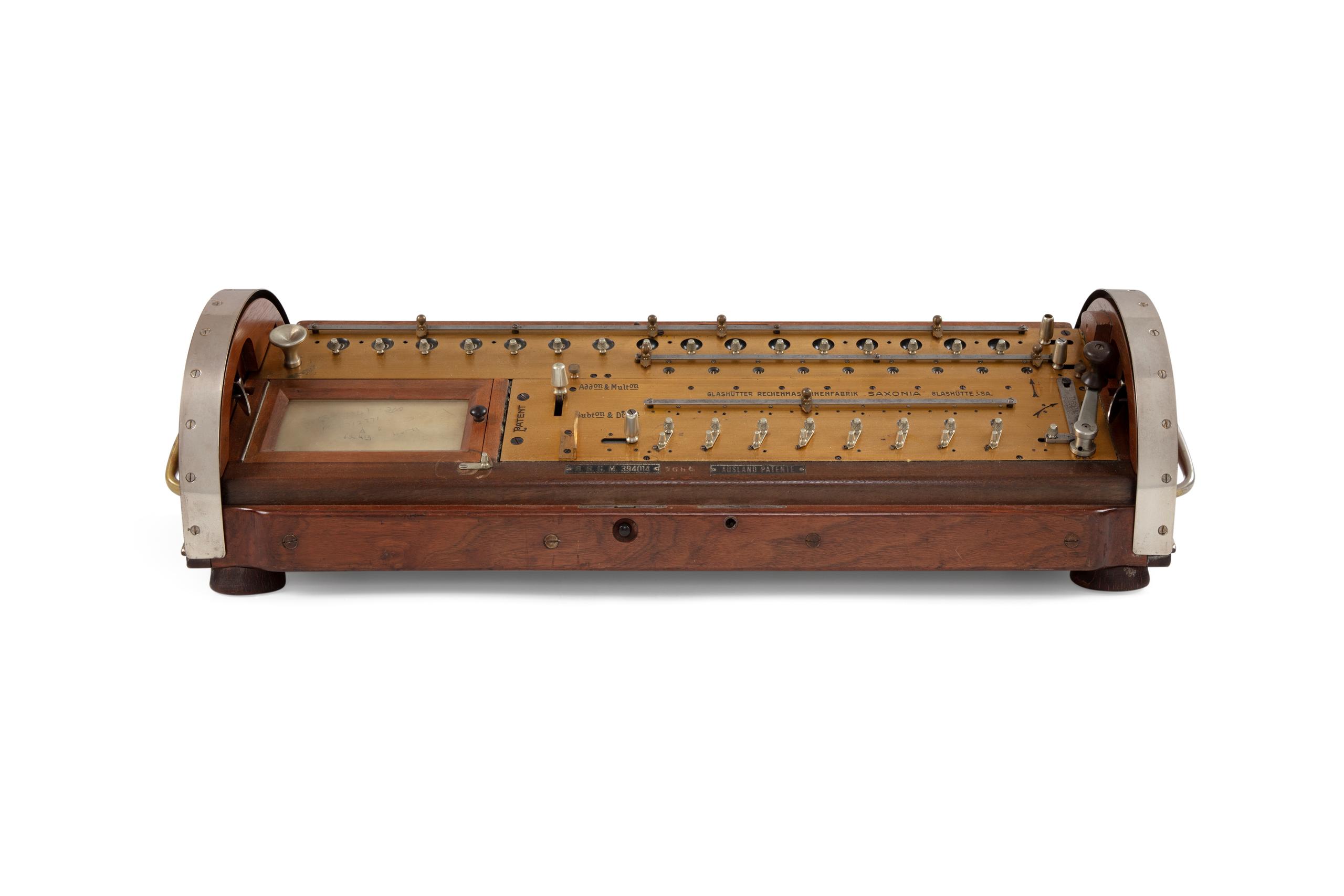 File:Calculatrice mécanique Spitz and Co (51258102374).jpg - Wikimedia