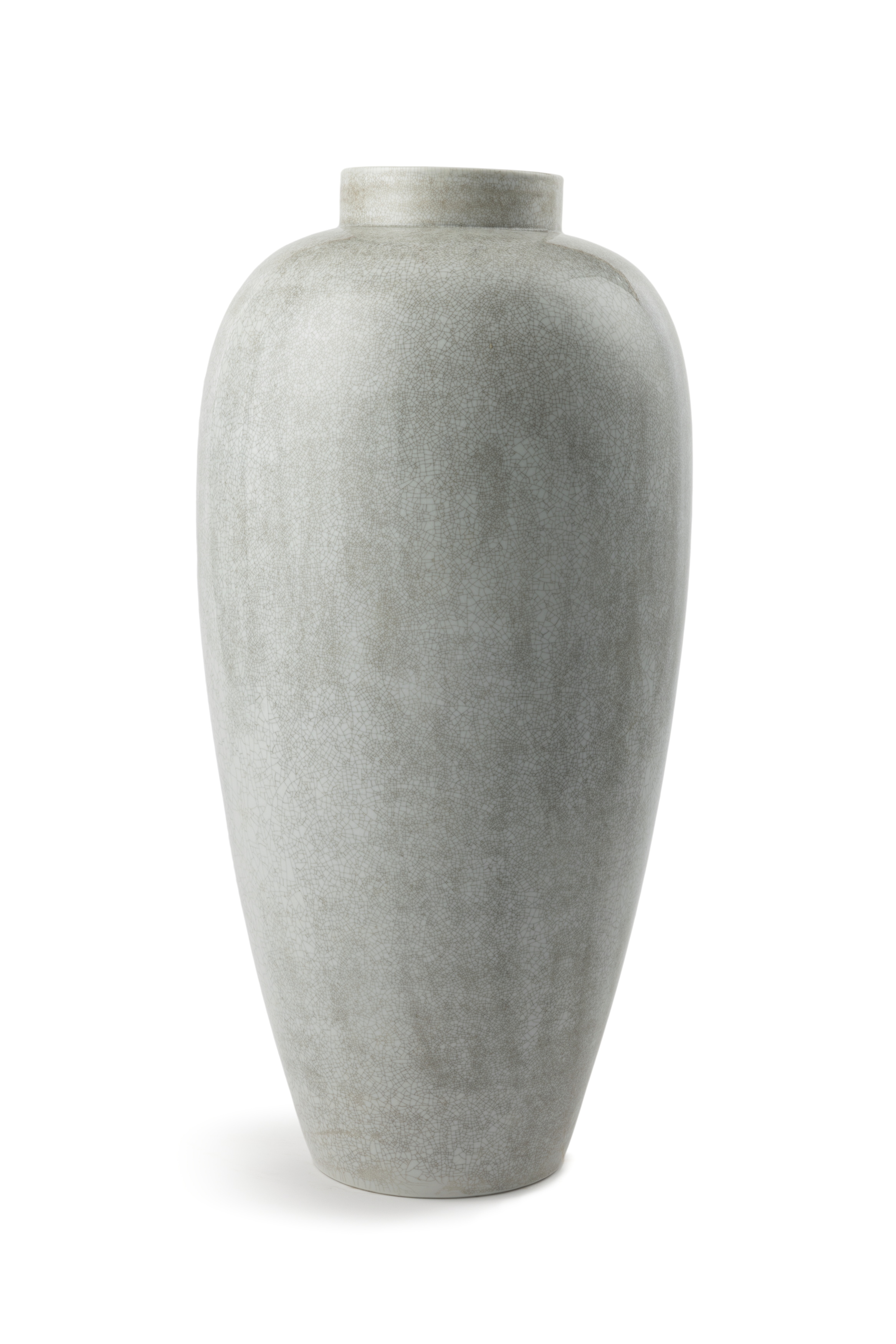 Vase made by Staatliche Porzellan Manufaktur (KPM- Konigliche Porzellan Manufaktur) Berlin