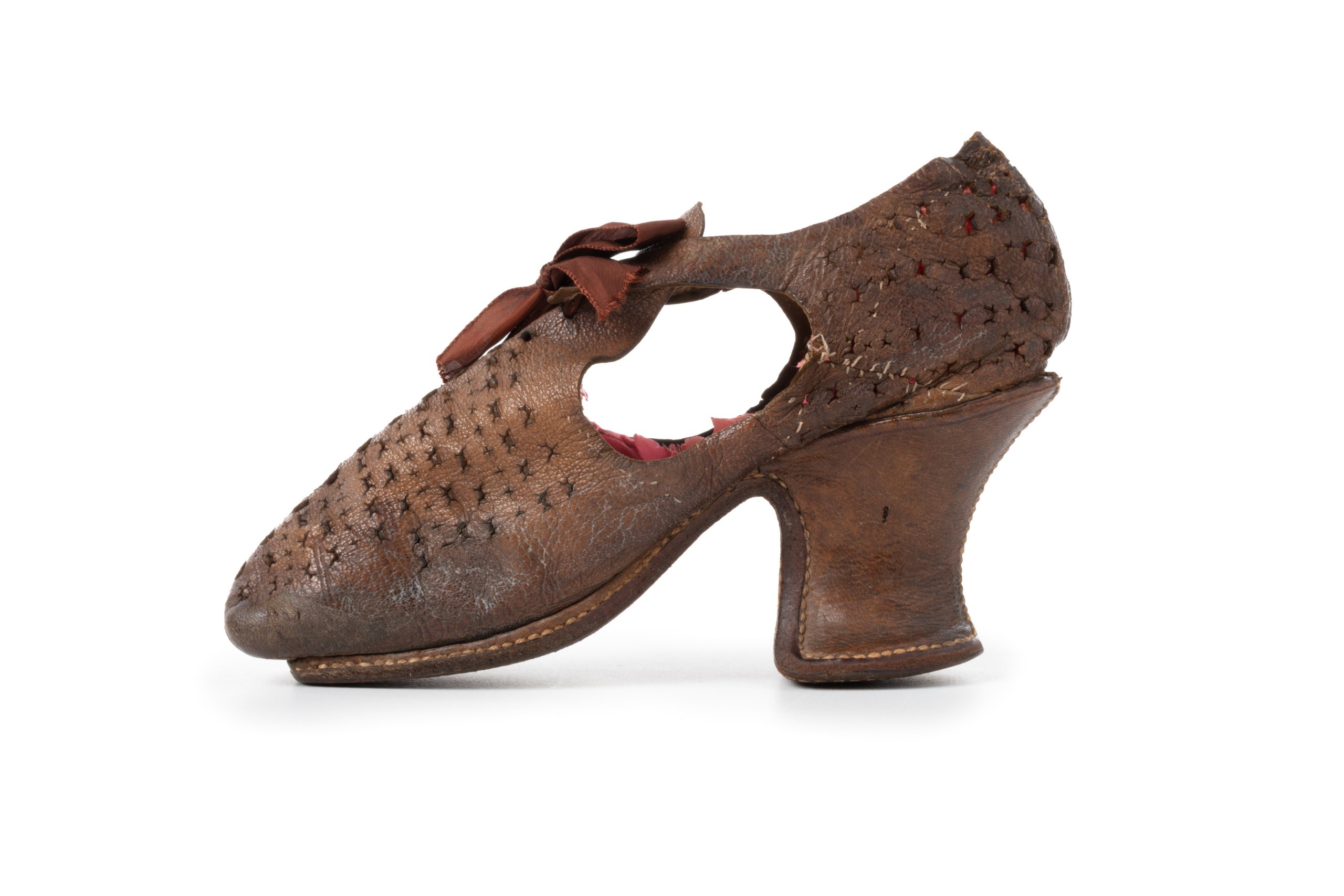 Womens tie shoe from the Joseph Box collection