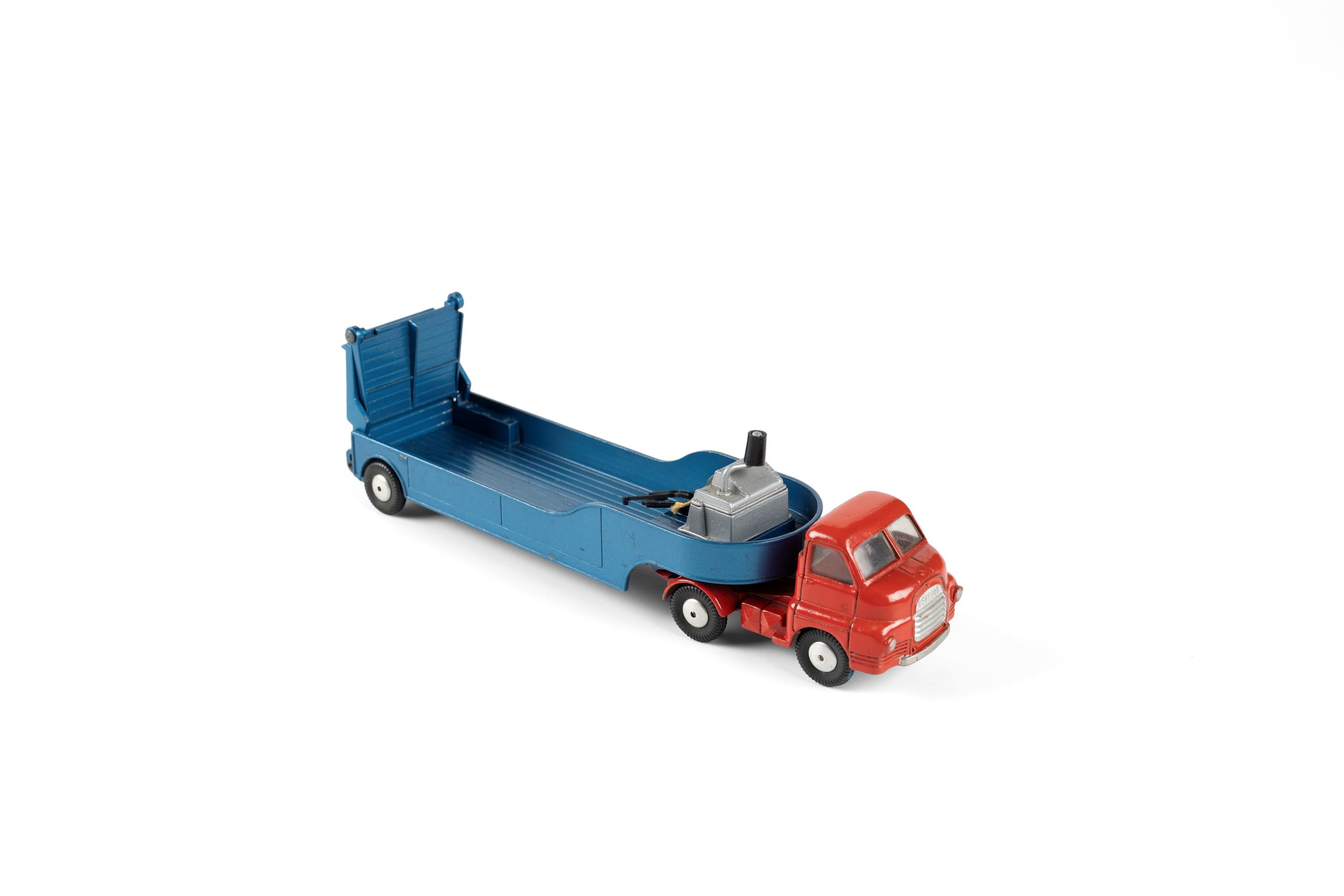 Powerhouse Collection - Corgi Toys No. 1100 Carrimore Low Loader
