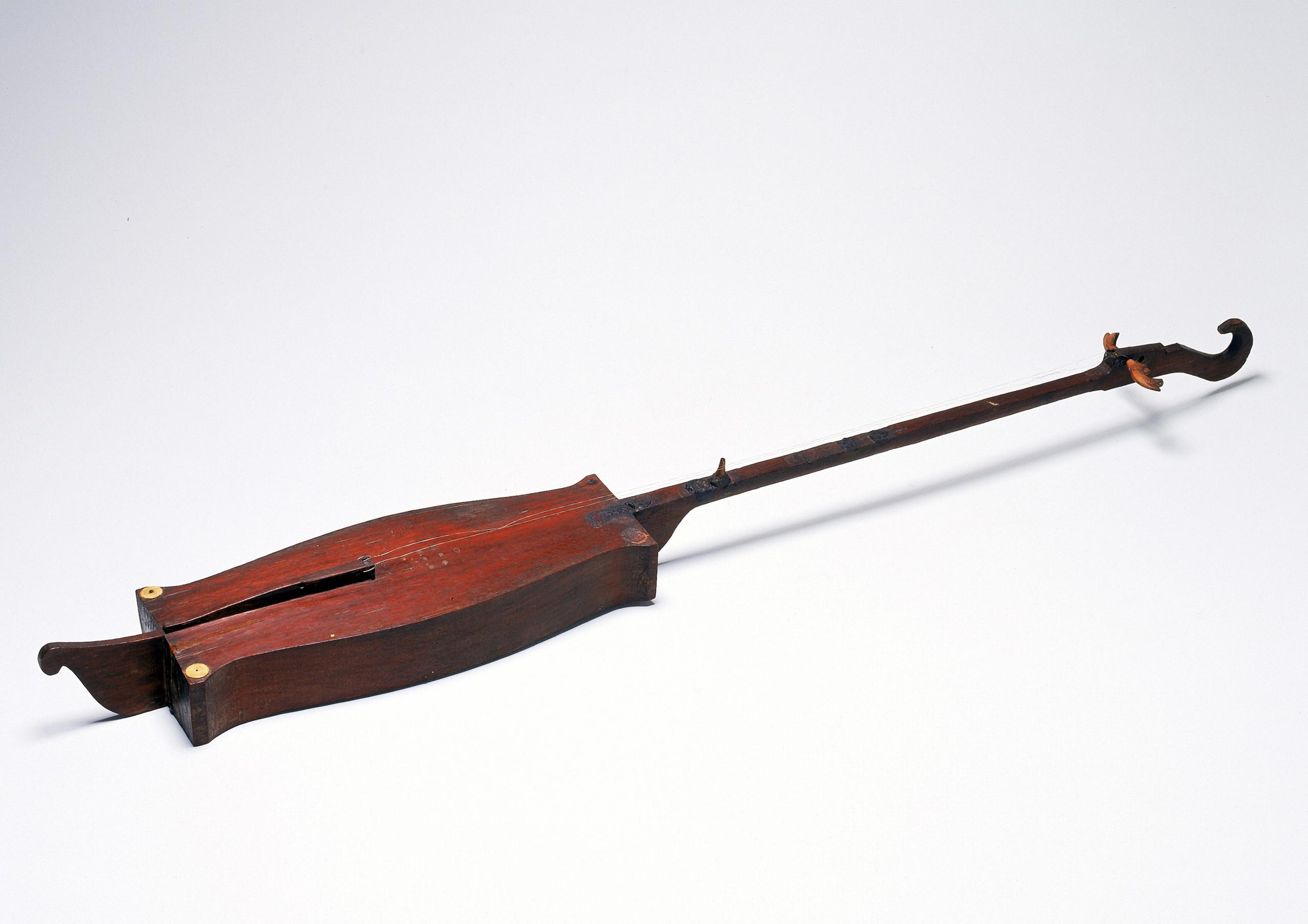 Lute (kudyapi or kusyapi) from the Philippines